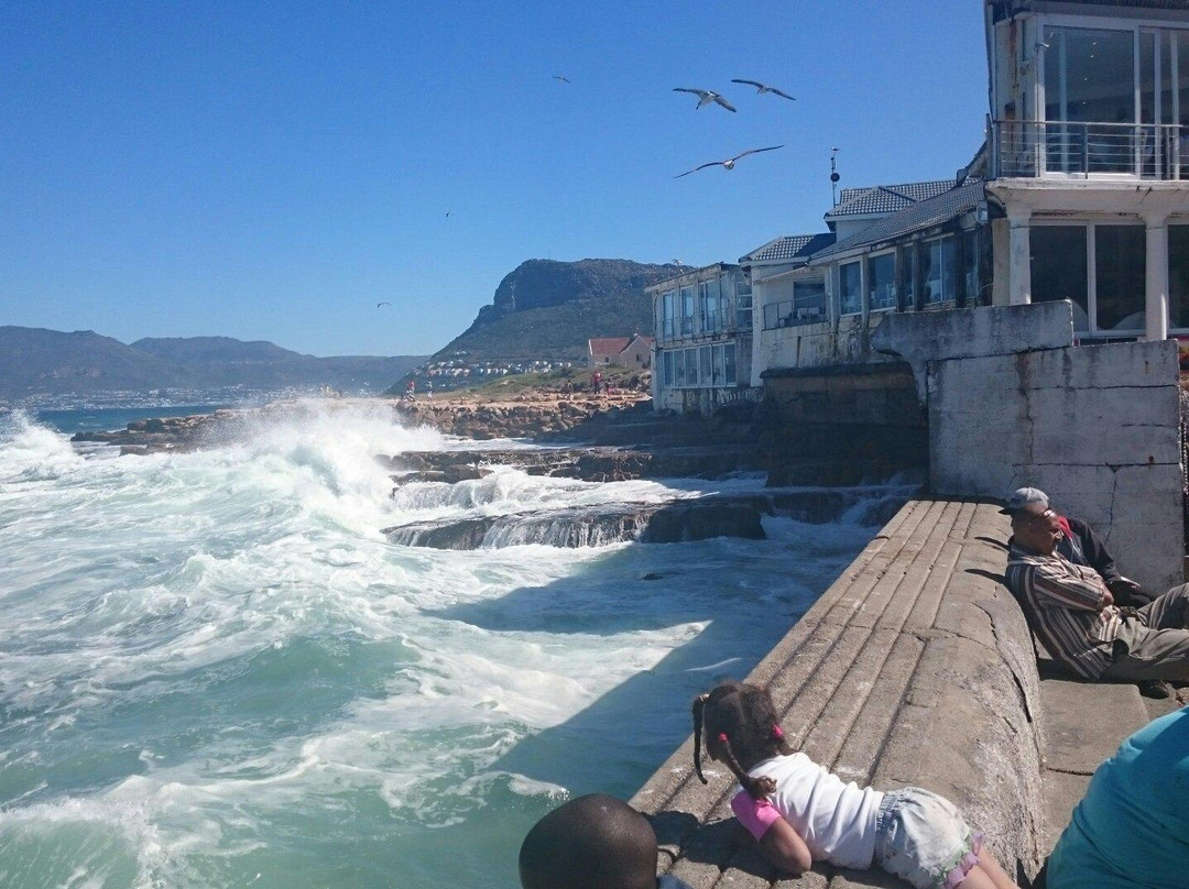 St James Beach-Muizenberg必去景点