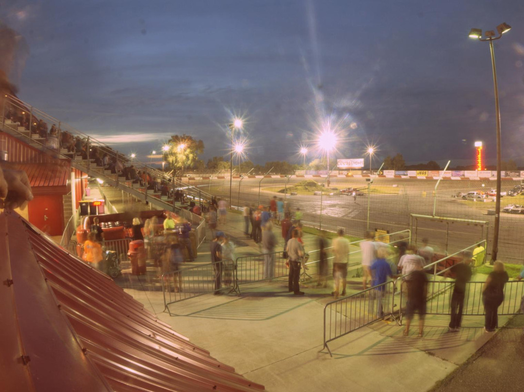 Elko Speedway-New Market必去景点