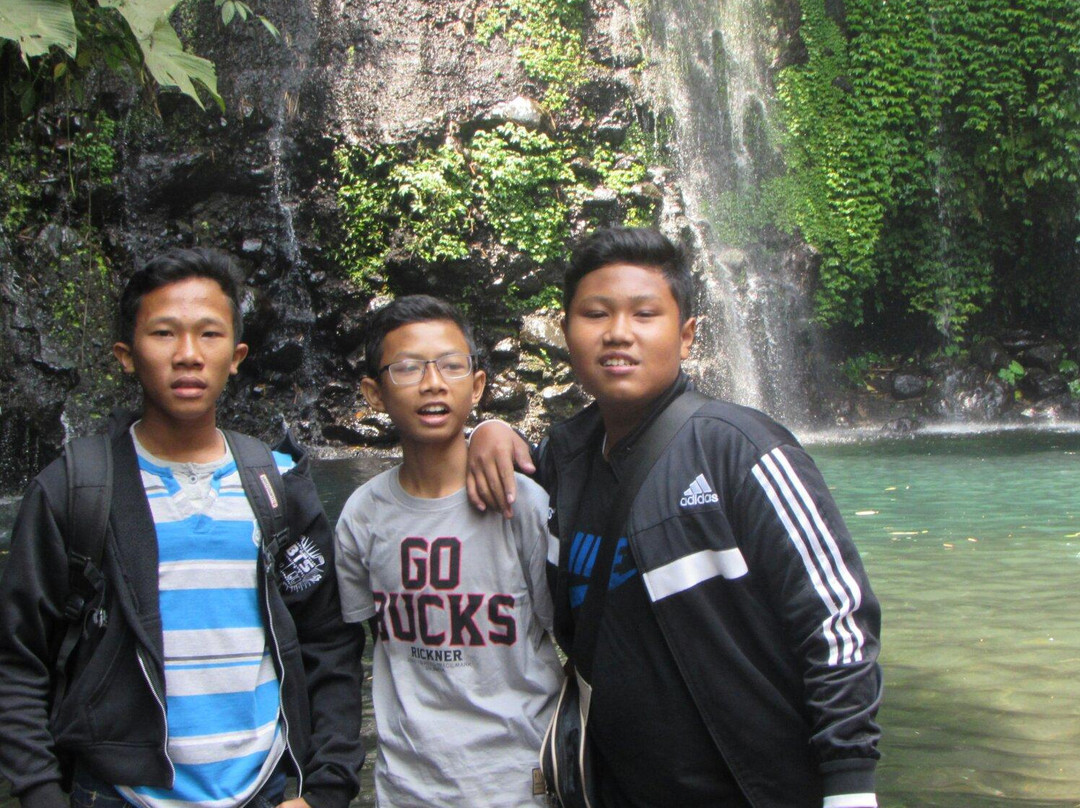Cibedil Waterfall景点图片