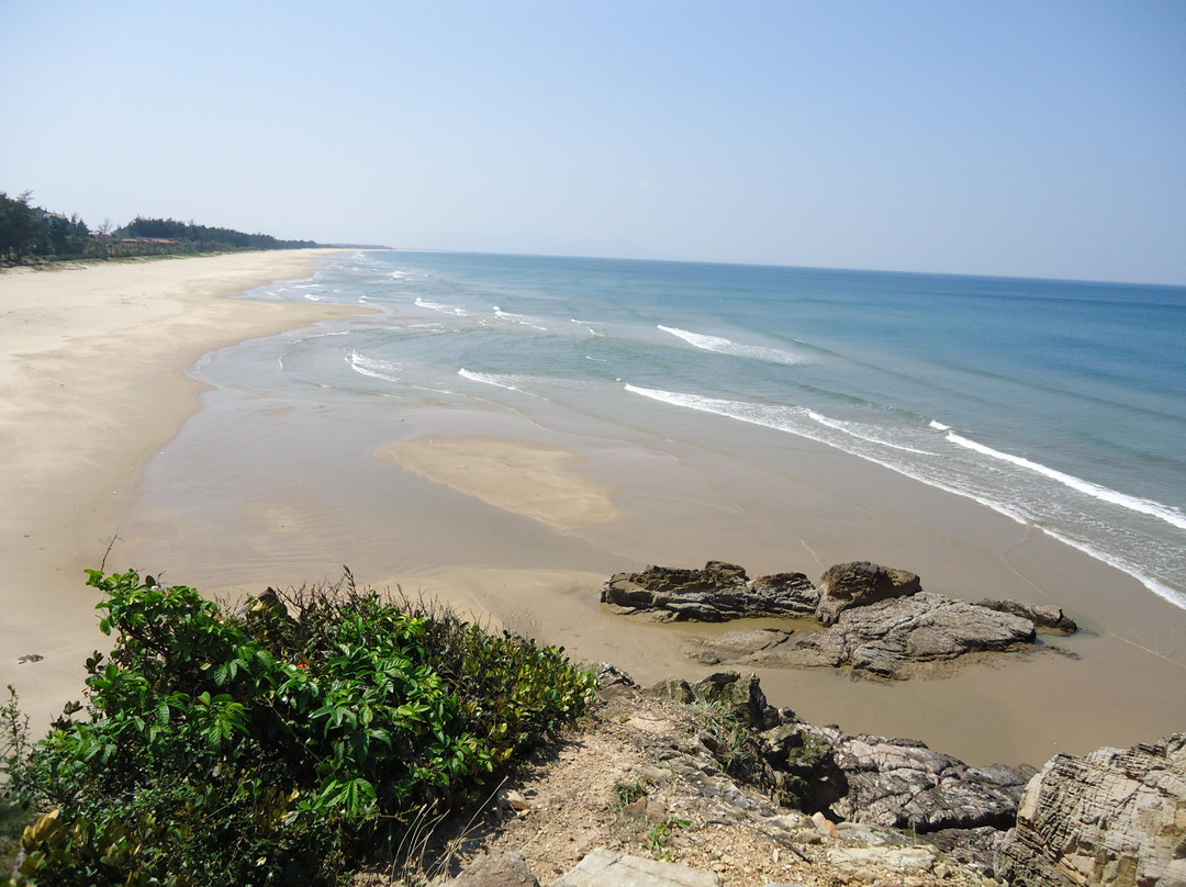 Bai Da Nhay (Jumping rock beach)-洞海必去景点