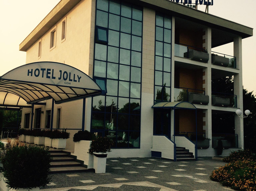 Hotel Jolly