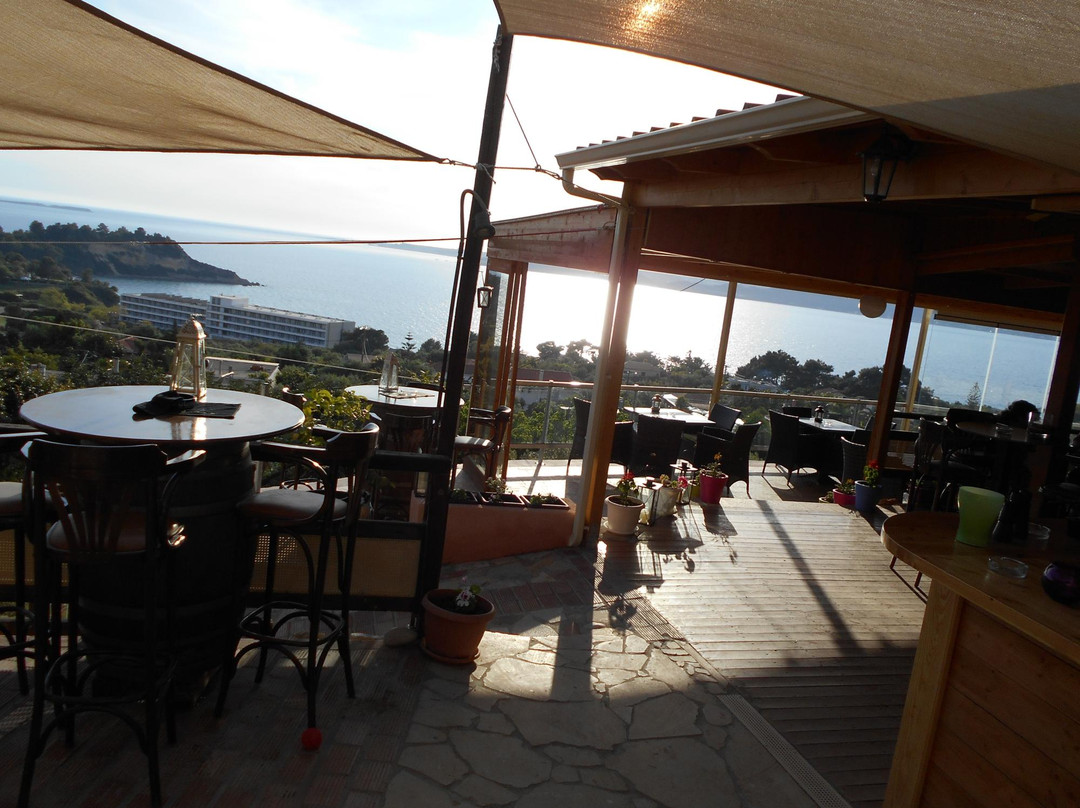 Logos Grand View Cocktail/Pool Bar-Lassi必去景点