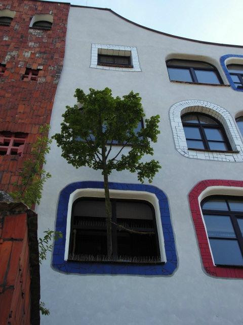 Hundertwasserschule景点图片