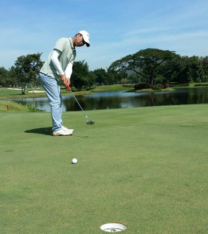 Alpine Golf Course-曼提必去景点