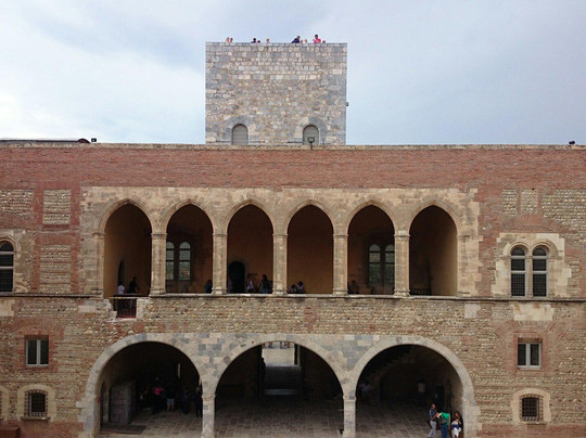 Palais des Rois de Majorque (Palace of the Kings of Majorca)-佩皮尼昂必去景点