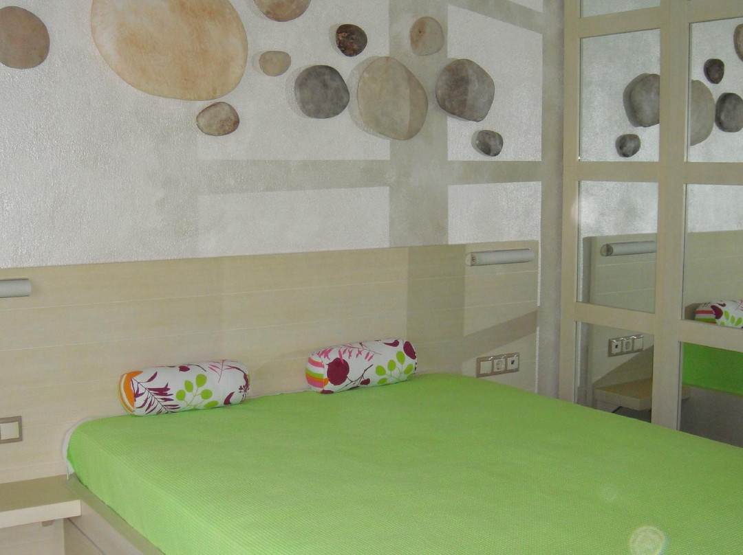 Dimar Rooms and Studios