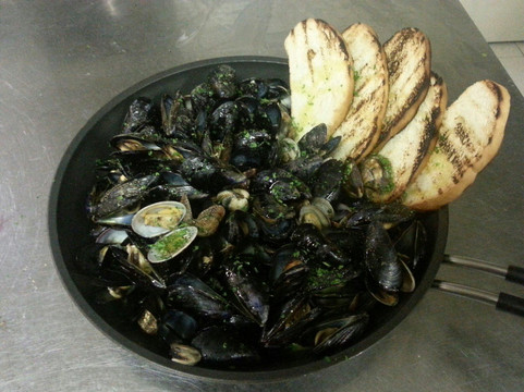 Aspio餐馆和美食-Pizzeria Flamingo By Vicky