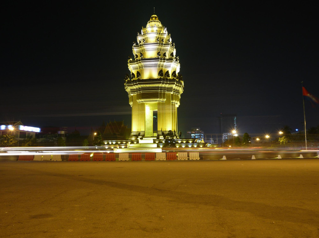 独立纪念碑-金边必去景点
