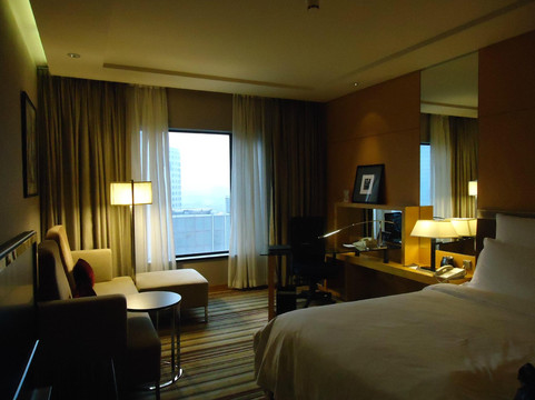 北京希尔顿酒店主图