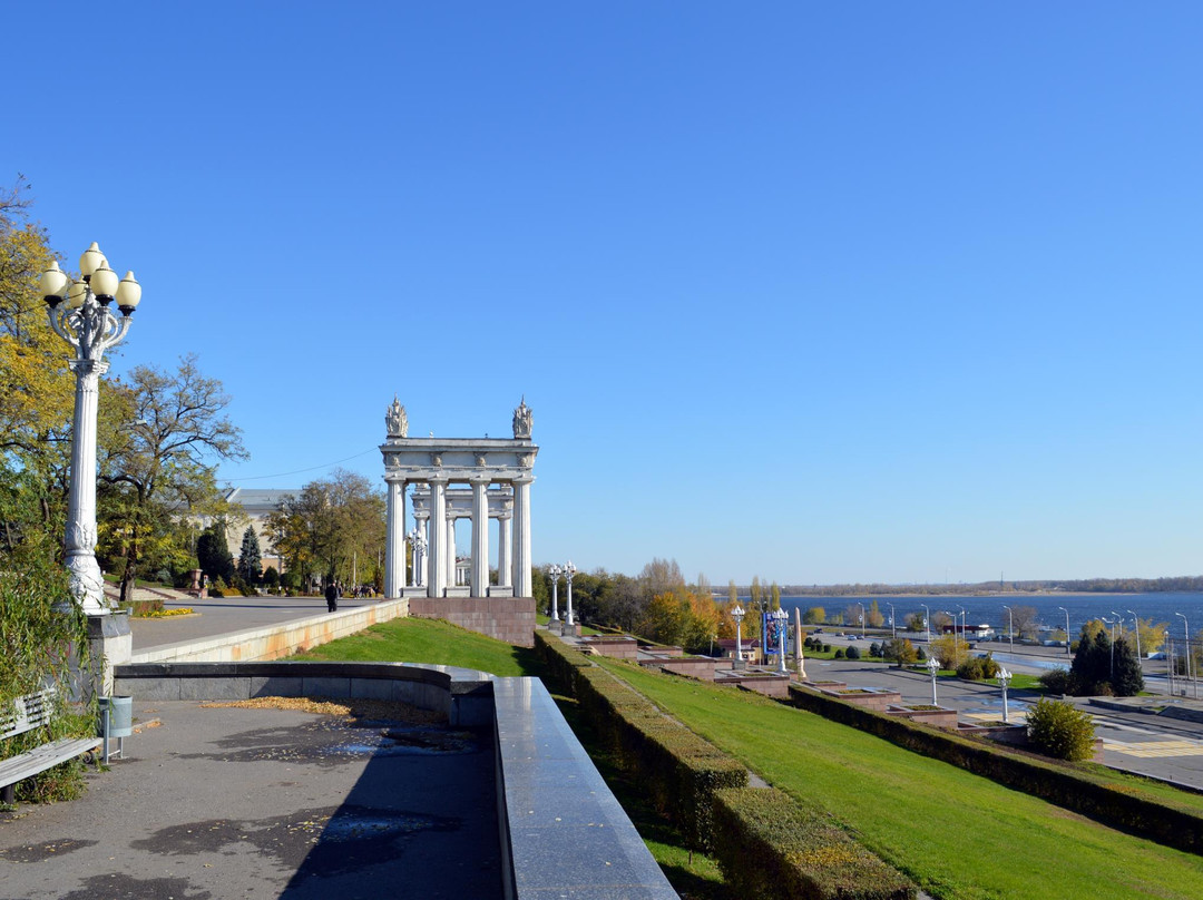 Central embankment of Volgograd景点图片