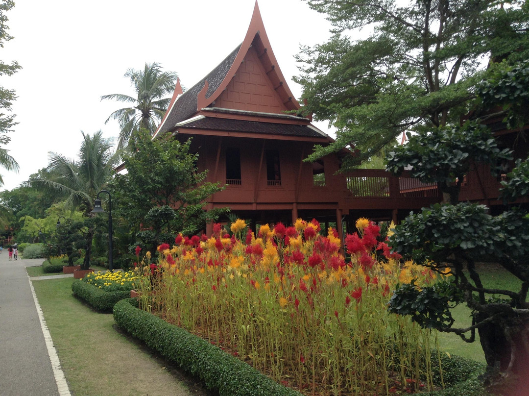 King Rama II Memorial Park景点图片