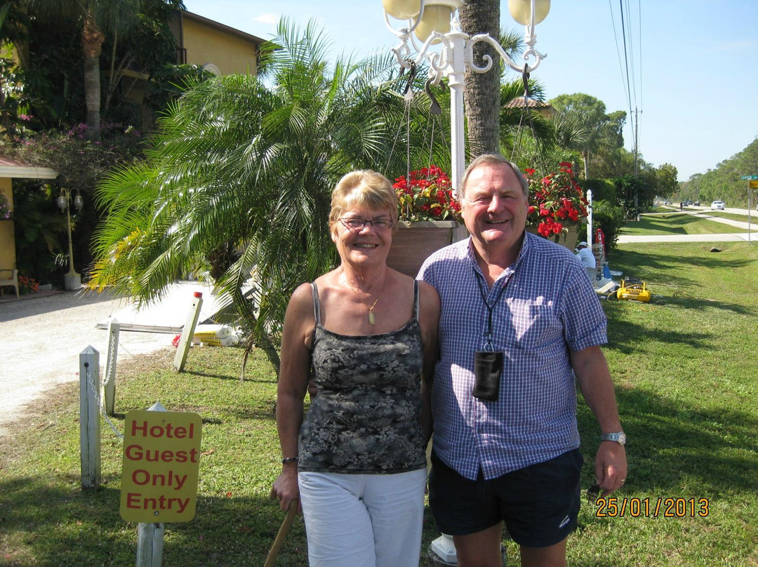 North Naples酒店住宿-威金斯帕斯木屋旅馆