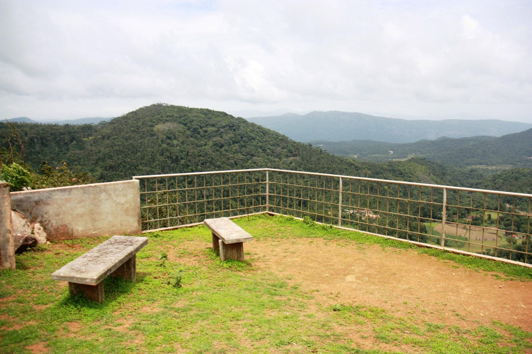 Karthik Estate Cottages-浴室