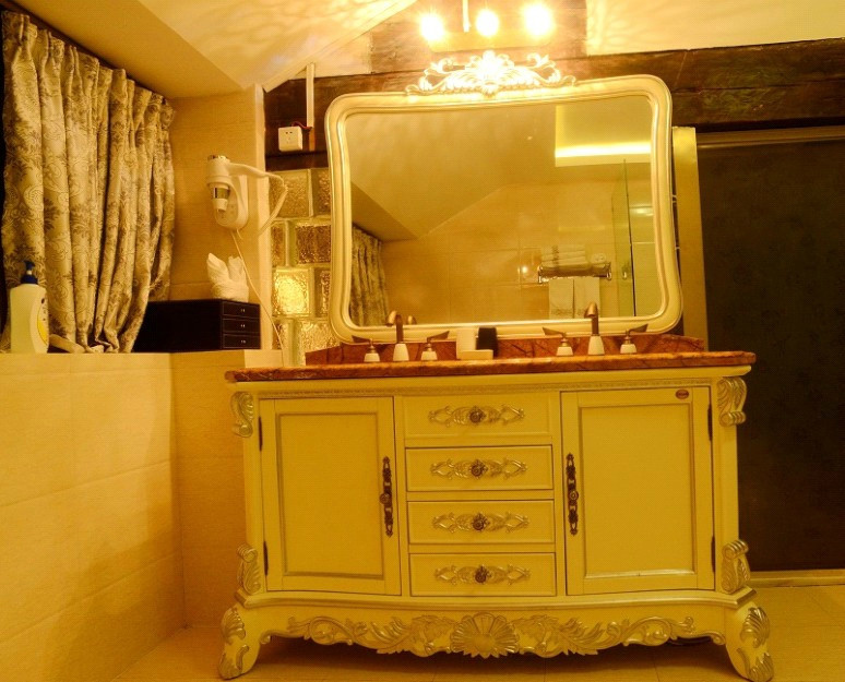 丽江春水堂温泉客栈主图