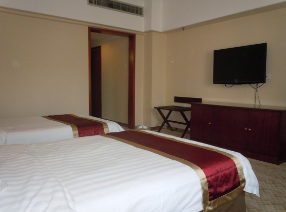 诺曼蒂酒店主图