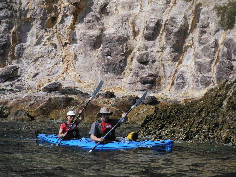 Cathedral Cove Kayak Tours-哈海必去景点