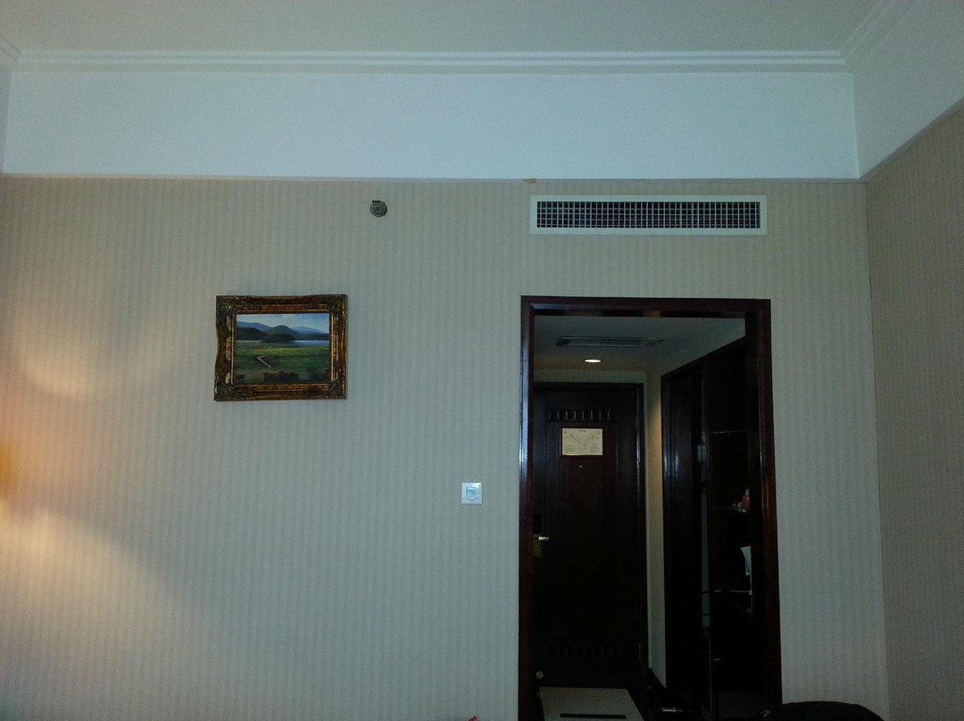 御泉大酒店主图