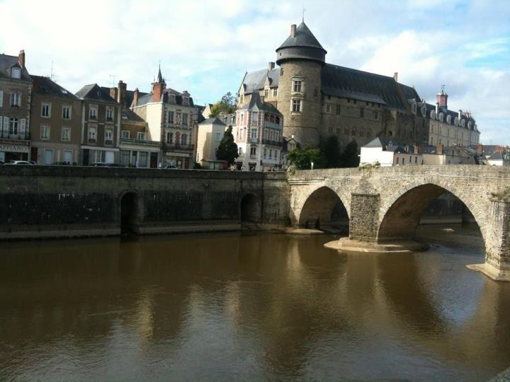 Chateau de Laval (Laval's Castle)景点图片