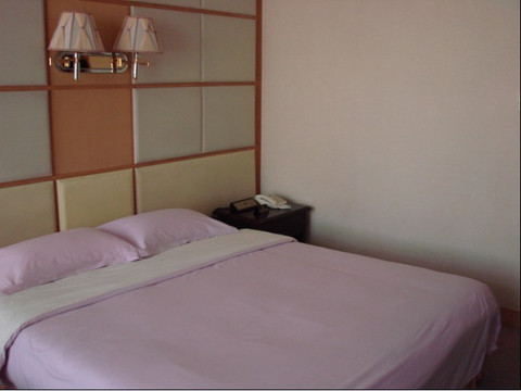 长春教育宾馆主图