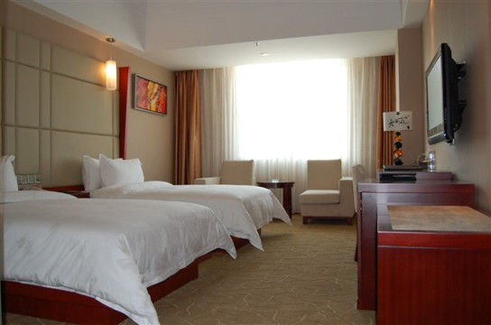 深圳东方半山酒店主图