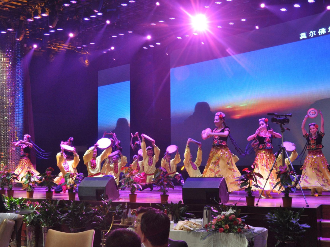 喀什银瑞林国际大酒店主图