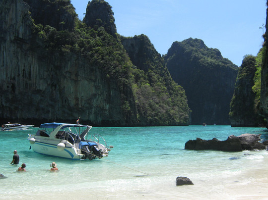 普吉岛浮潜之旅（Offspray Leisure游船观光公司）-查龙必去景点