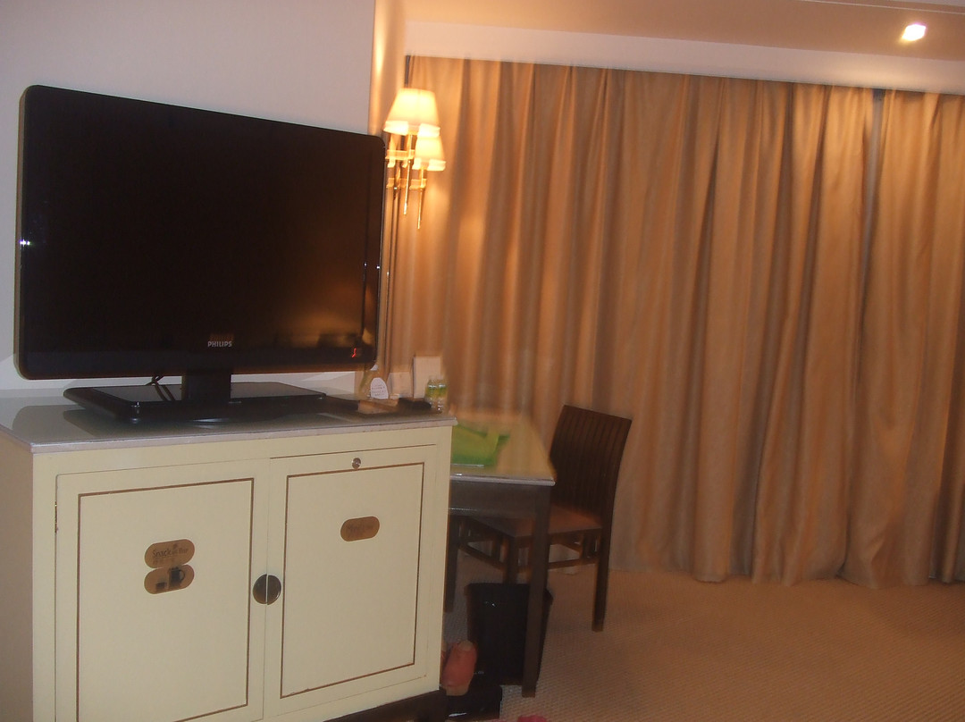 海南君华海逸酒店（海口万绿园万象城店）主图