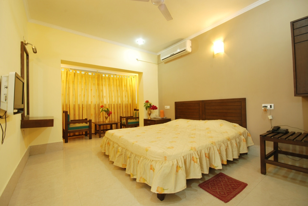 Bakkhali Tourist Lodge