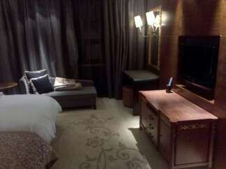 龙运大酒店主图