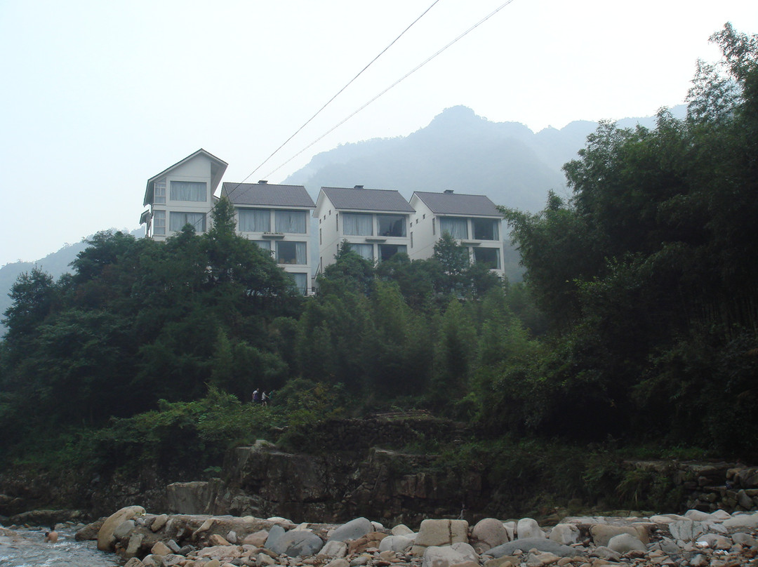 和润世家度假酒店主图