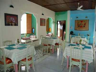 Hotel Mahendra Prakash Restaurant主图