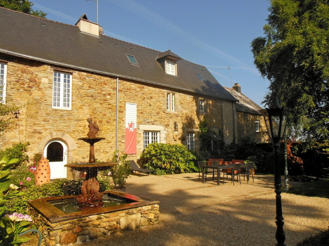 Saint-Malo-des-Trois-Fontaines旅游攻略图片