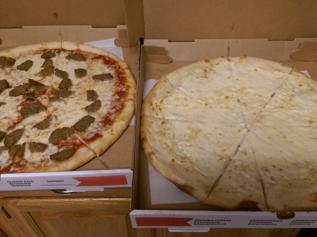 Carini's Italian Restaurant & Pizza