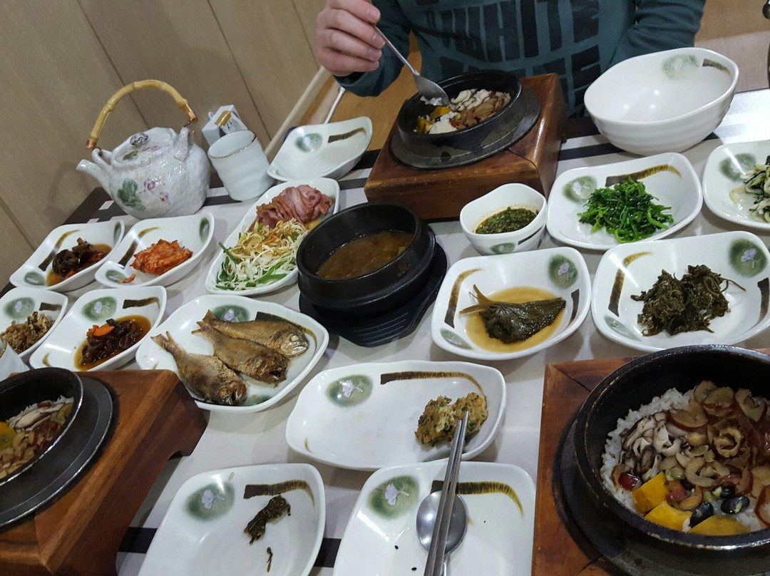 镇川郡餐馆和美食-Gondeure Rice House