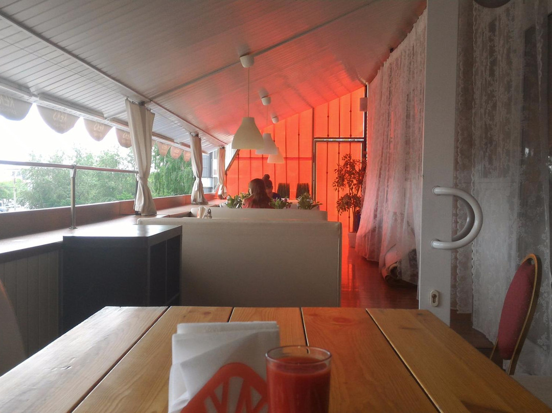 Rudnyy餐馆和美食-Keks