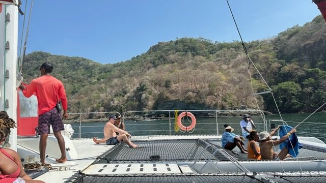 Red Cat Mega Catamaran-巴拿马城必去景点