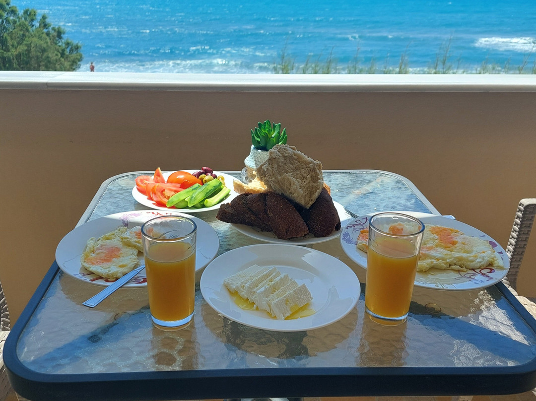 Pelini Rent Rooms主图