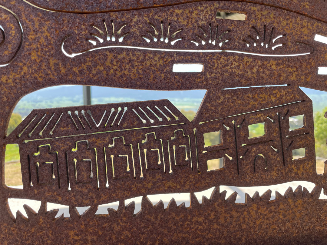 Playle’s Lookout-Corryong必去景点