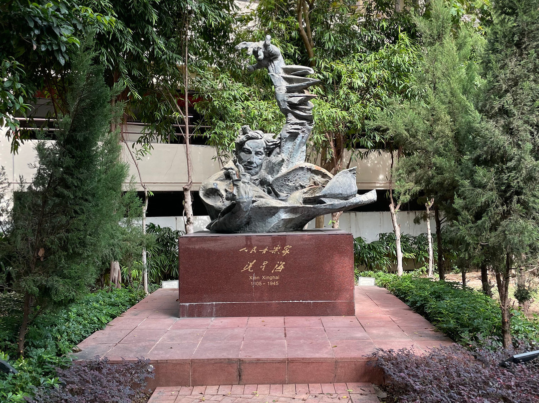 冼星海纪念铜像-澳门必去景点