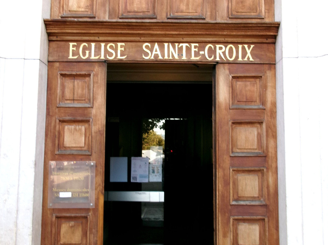Église Sainte-Croix-卡鲁日必去景点