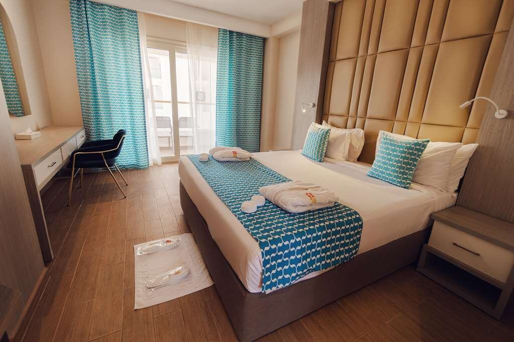 Bellagio Beach Resort主图