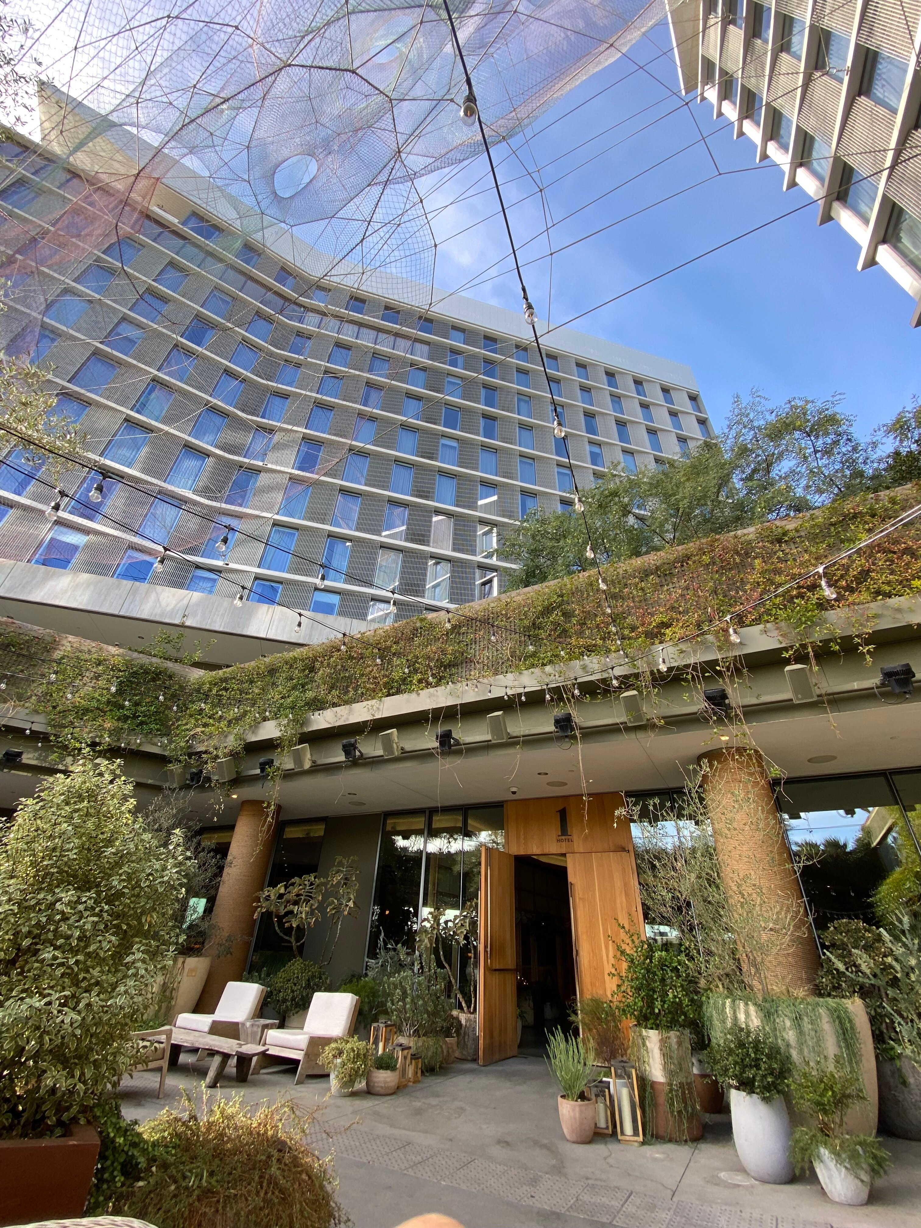 1 Hotel West Hollywood-浴室