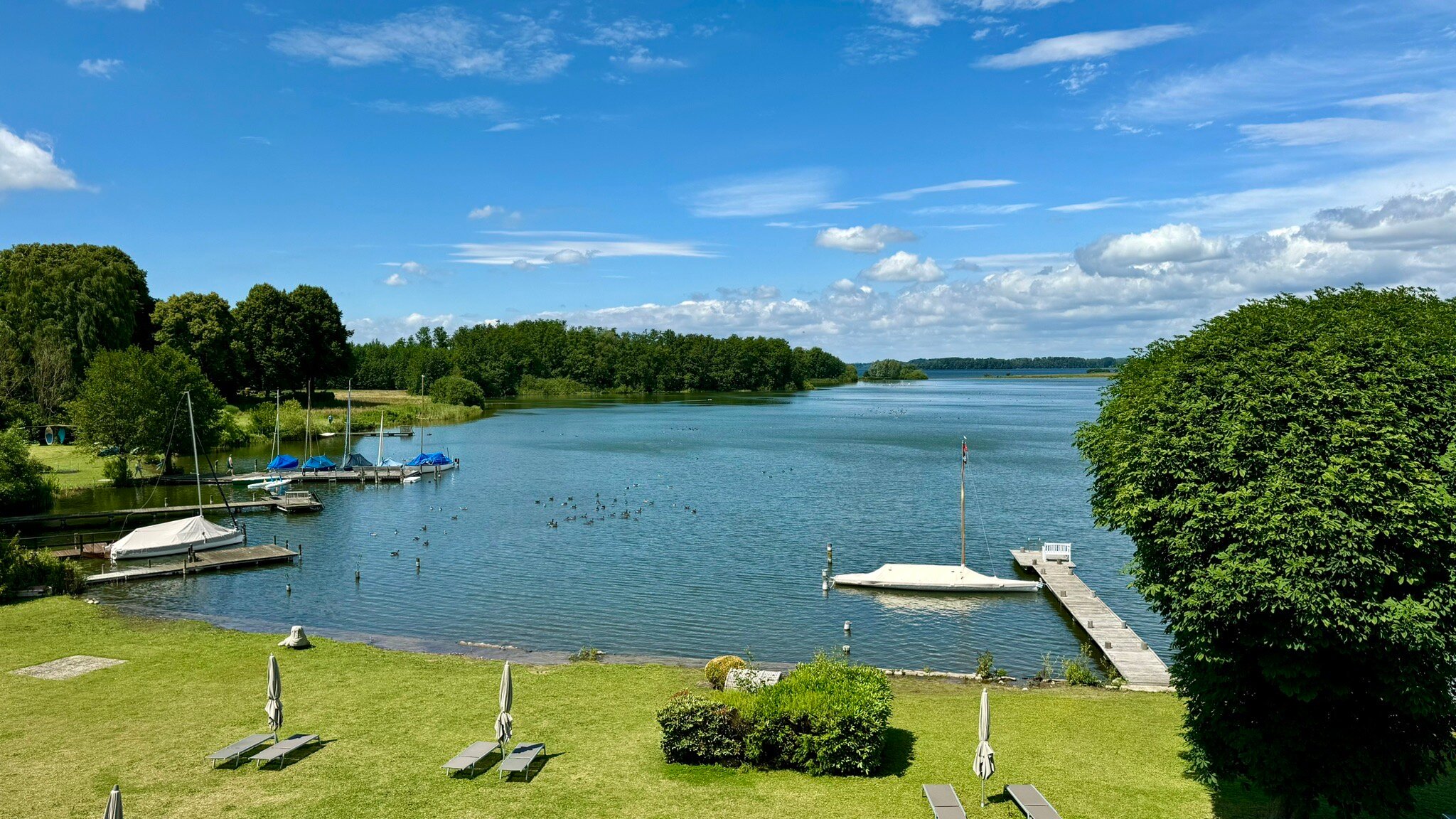 Strauers Hotel Am See-官方