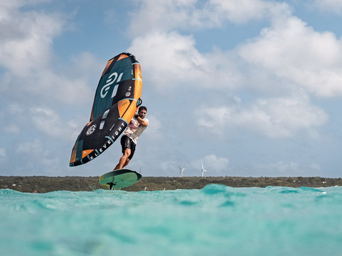 Rebels Tarifa kiteschool-塔里法必去景点