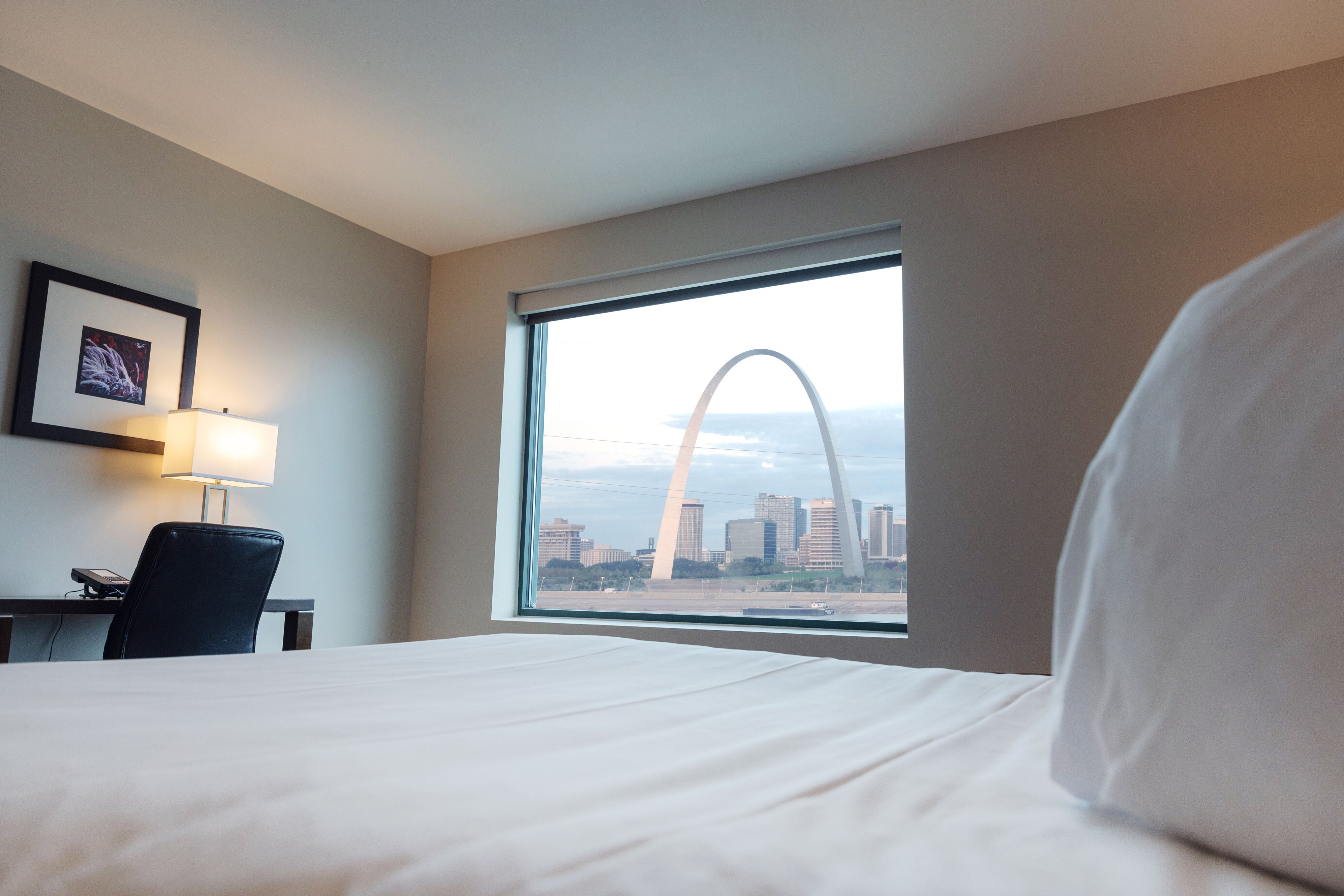 DraftKings at Casino Queen-酒店景观