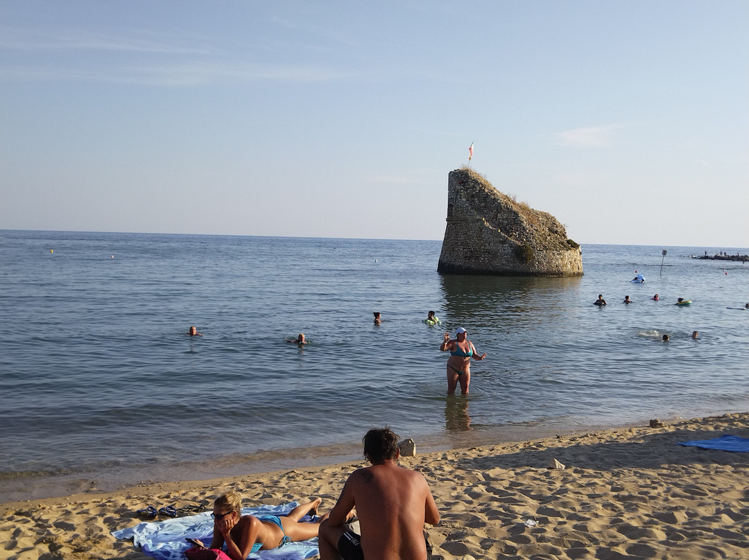 Spiaggia di Torre Pali景点图片