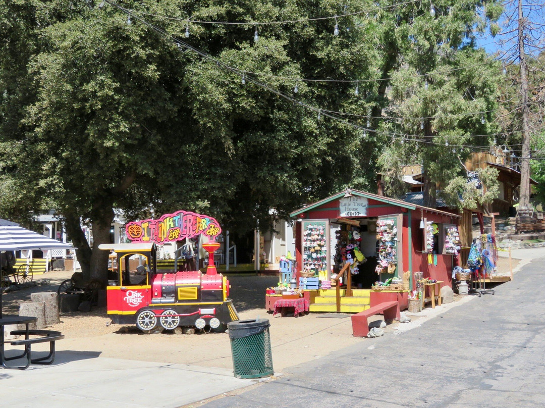 Oak Tree Mountain-Oak Glen必去景点