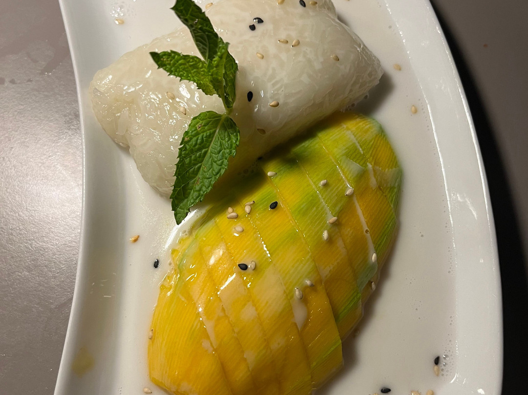 Helm Bar San Pedro Seaside