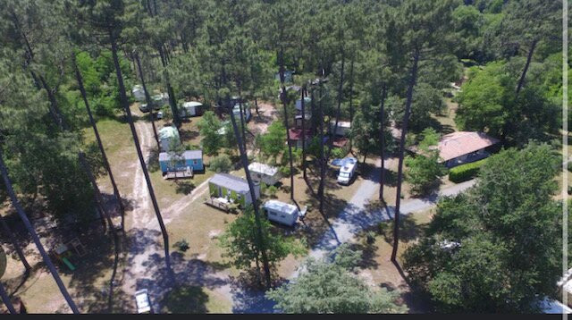 Camping Vert Bord'eau