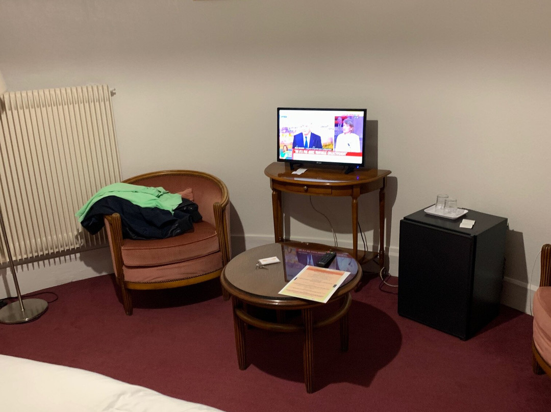 Chateau De Bellecroix主图
